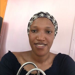 Meet your Posher, Mariama